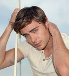 Zac Efron : zac-efron-1336896781.jpg