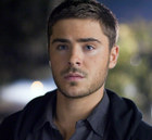 Zac Efron : zac-efron-1345725804.jpg