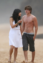 Zac Efron : zac-efron-1359649424.jpg