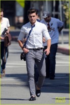 Zac Efron : zac-efron-1371075353.jpg