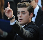 Zac Efron : zac-efron-1378659854.jpg