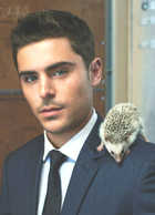 Zac Efron : zac-efron-1378660843.jpg