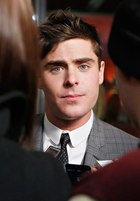 Zac Efron : zac-efron-1390599221.jpg