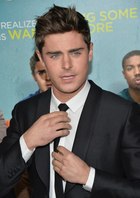 Zac Efron : zac-efron-1391011349.jpg