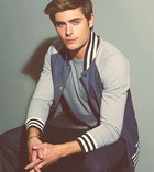 Zac Efron : zac-efron-1393277978.jpg