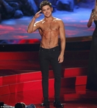 Zac Efron : zac-efron-1397770200.jpg