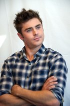 Zac Efron : zac-efron-1399396174.jpg