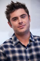 Zac Efron : zac-efron-1401803314.jpg