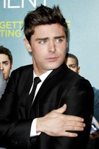 Zac Efron : zac-efron-1403967569.jpg