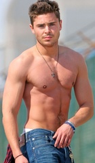 Zac Efron : zac-efron-1407947011.jpg