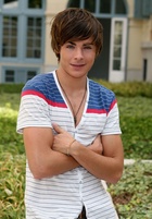 Zac Efron : zac-efron-1410282325.jpg