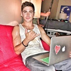 Zac Efron : zac-efron-1411402040.jpg