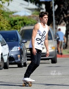 Zac Efron : zac-efron-1411923021.jpg