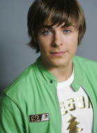 Zac Efron : zac-efron-1415560589.jpg