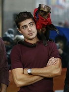 Zac Efron : zac-efron-1416010239.jpg