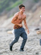 Zac Efron : zac-efron-1424537877.jpg