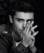 Zac Efron : zac-efron-1426952701.jpg