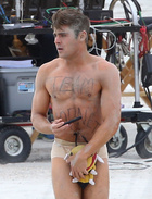 Zac Efron : zac-efron-1430328990.jpg