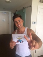 Zac Efron : zac-efron-1433961901.jpg