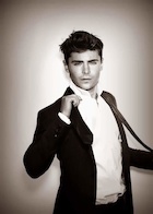 Zac Efron : zac-efron-1441496401.jpg