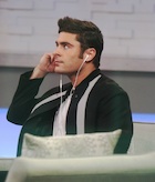 Zac Efron : zac-efron-1442084788.jpg