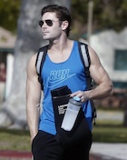 Zac Efron : zac-efron-1453601521.jpg