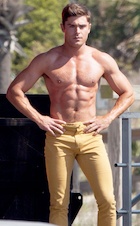 Zac Efron : zac-efron-1479086677.jpg