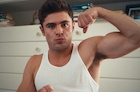 Zac Efron : zac-efron-1489364538.jpg