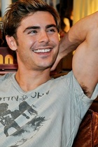 Zac Efron : zac-efron-1565735909.jpg