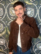 Zac Efron : zac-efron-1721330531.jpg