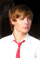 Zac Efron : zac_efron_1186237257.jpg