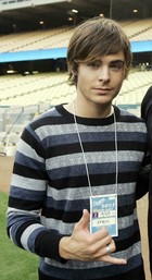 Zac Efron : zac_efron_1191171050.jpg