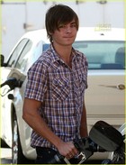 Zac Efron : zac_efron_1192928518.jpg