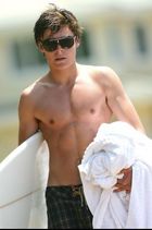 Zac Efron : zac_efron_1193585846.jpg