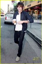 Zac Efron : zac_efron_1200940233.jpg