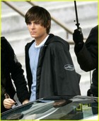 Zac Efron : zac_efron_1201116086.jpg