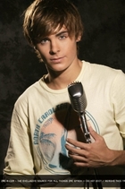 Zac Efron : zac_efron_1209331092.jpg