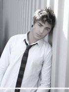 Zac Efron : zac_efron_1209740449.jpg