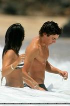 Zac Efron : zac_efron_1220463797.jpg