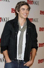 Zac Efron : zac_efron_1222006322.jpg