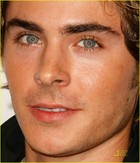 Zac Efron : zac_efron_1222357085.jpg