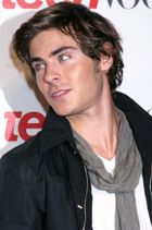 Zac Efron : zac_efron_1222861205.jpg