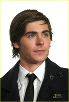 Zac Efron : zac_efron_1223681481.jpg