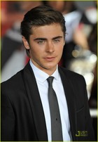 Zac Efron : zac_efron_1224256385.jpg