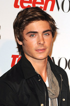 Zac Efron : zac_efron_1224891422.jpg