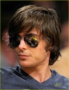 Zac Efron : zac_efron_1240438714.jpg