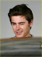 Zac Efron : zac_efron_1246798903.jpg