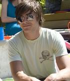 Zac Efron : zac_efron_1249161276.jpg