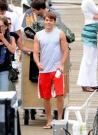 Zac Efron : zac_efron_1250179999.jpg