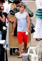 Zac Efron : zac_efron_1250180012.jpg